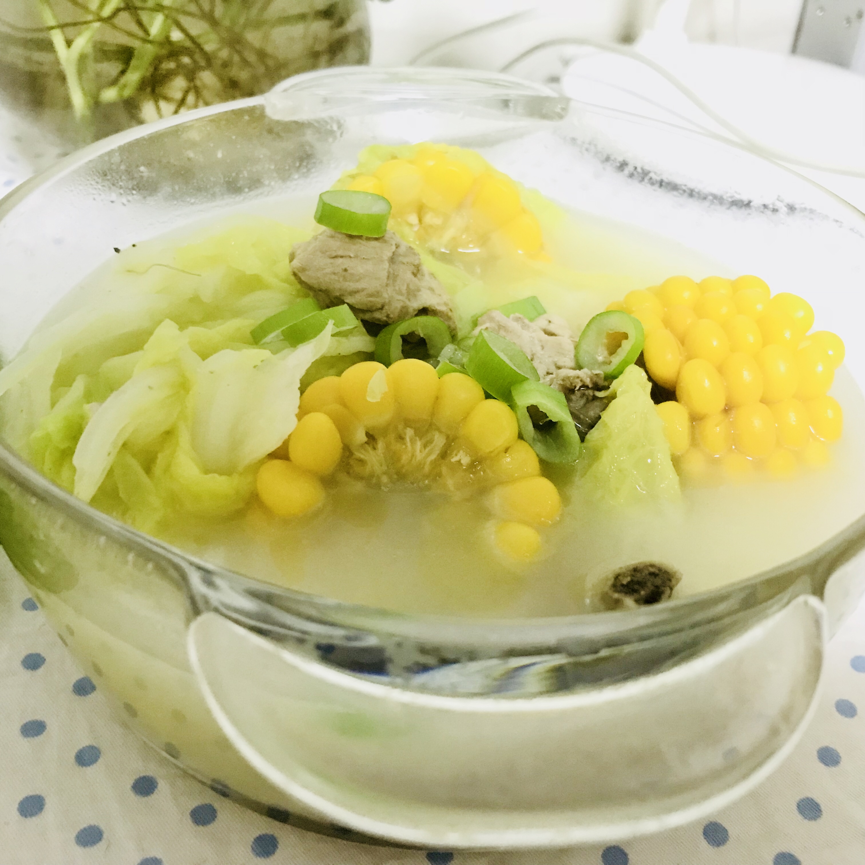 排骨玉米白菜汤