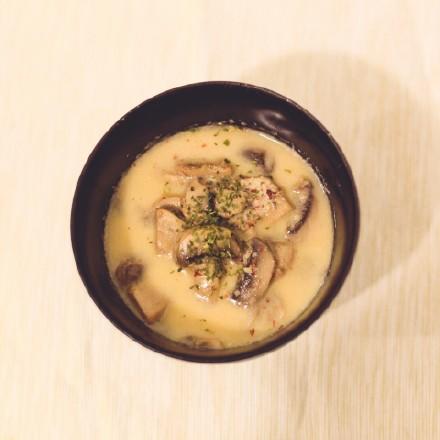 【生酮Keto】奶油蘑菇汤的做法