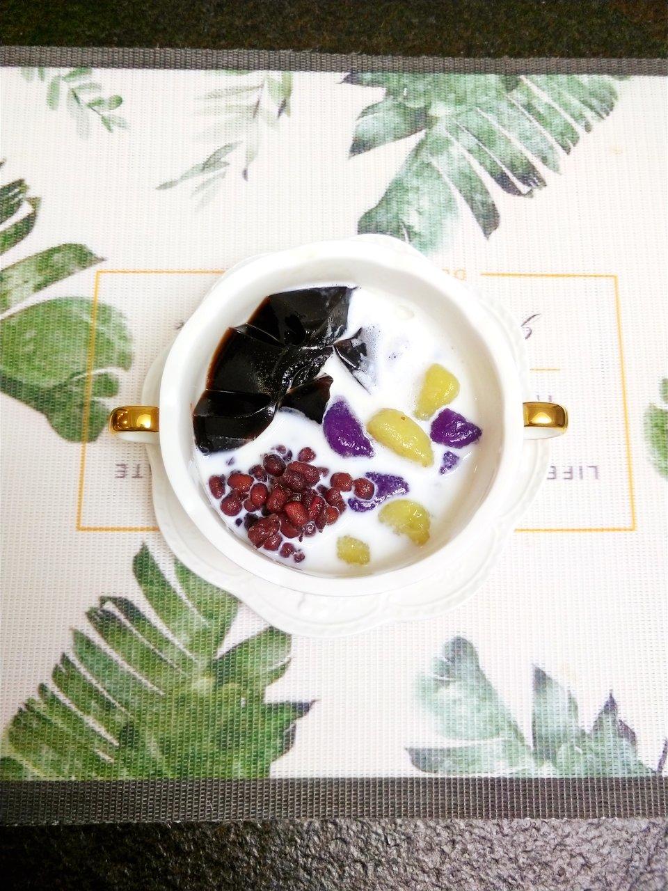 满足你的偷学欲望，“鲜芋仙”的三色芋圆在家也能轻松搞定！——三色芋圆