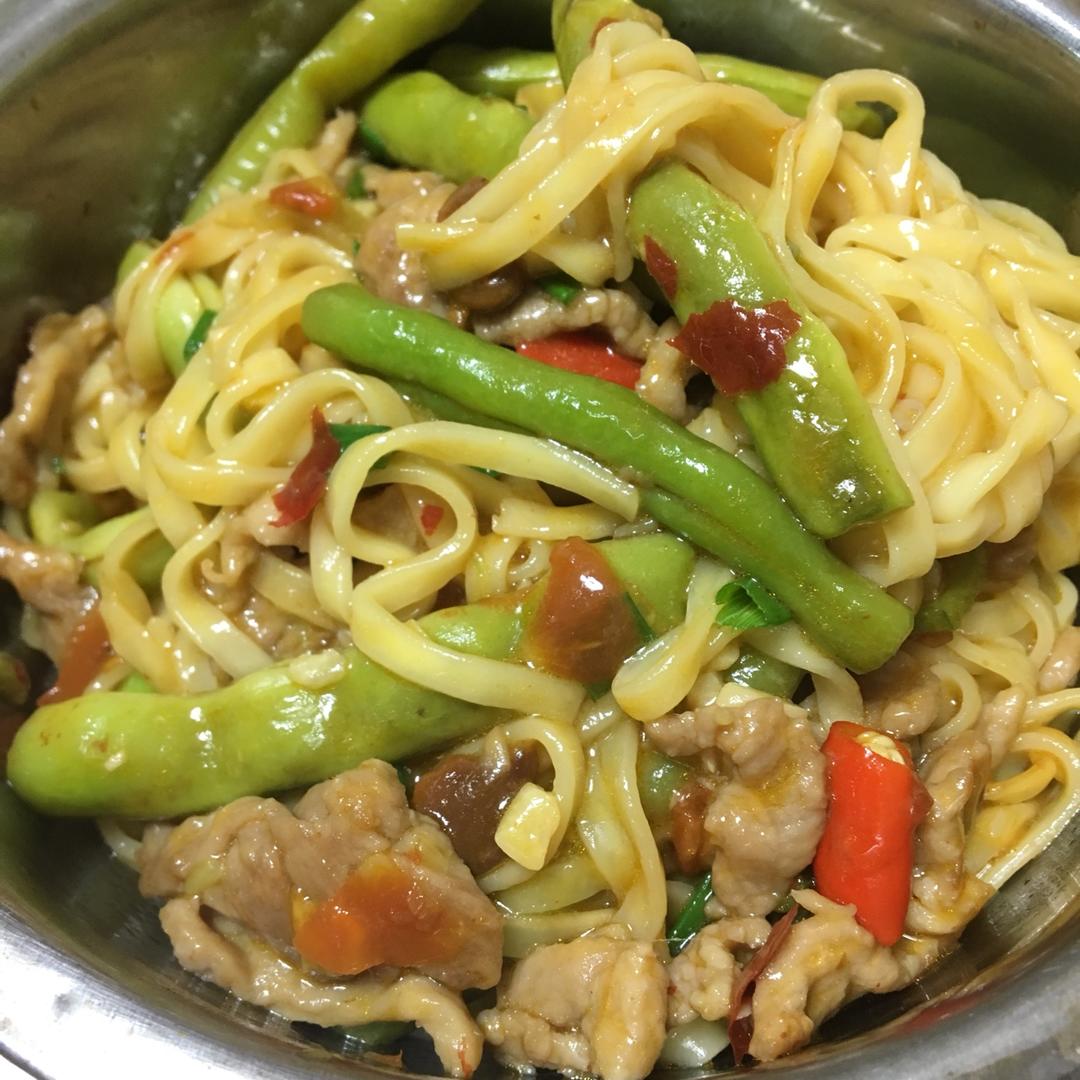 豆角焖面
