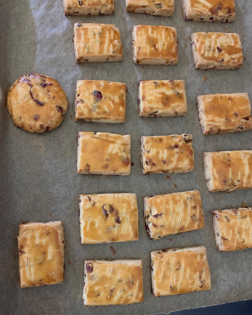 葡萄奶酥(超酥香的饼干)