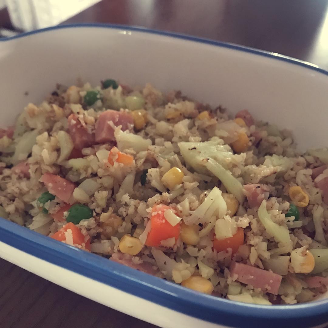 一颗花菜炒饭