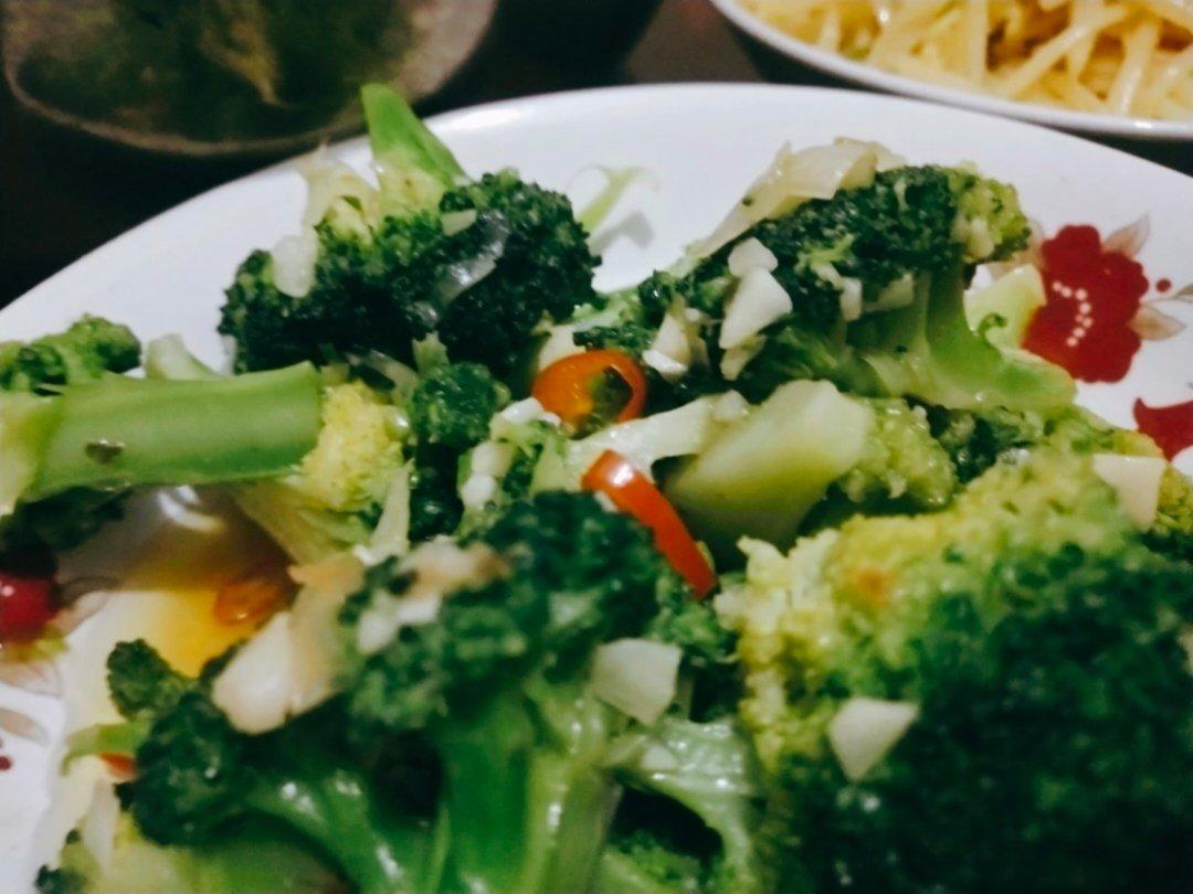 蚝油蒜蓉西兰花