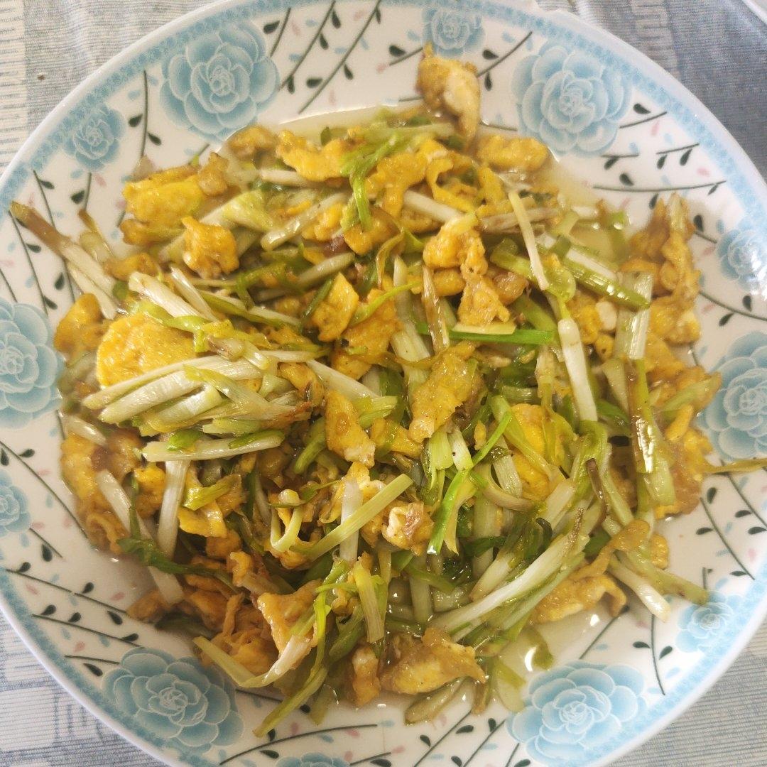 整个简单的韭黄炒蛋（手把手教学）