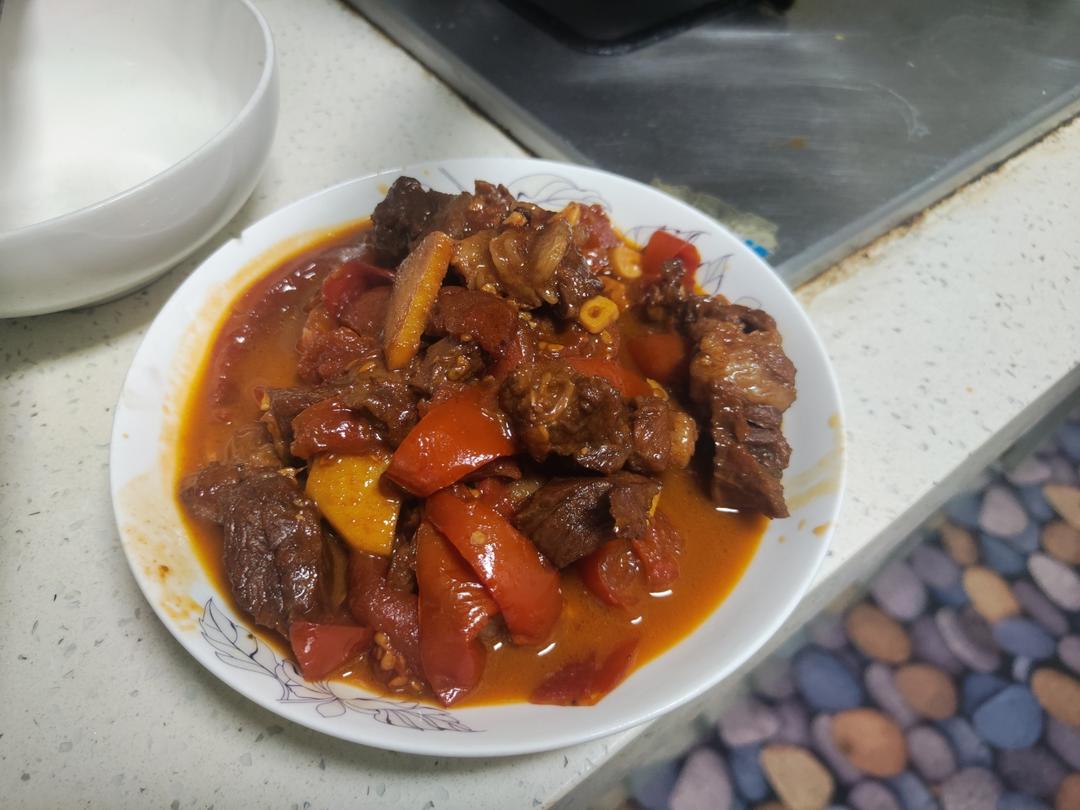 番茄土豆炖牛腩