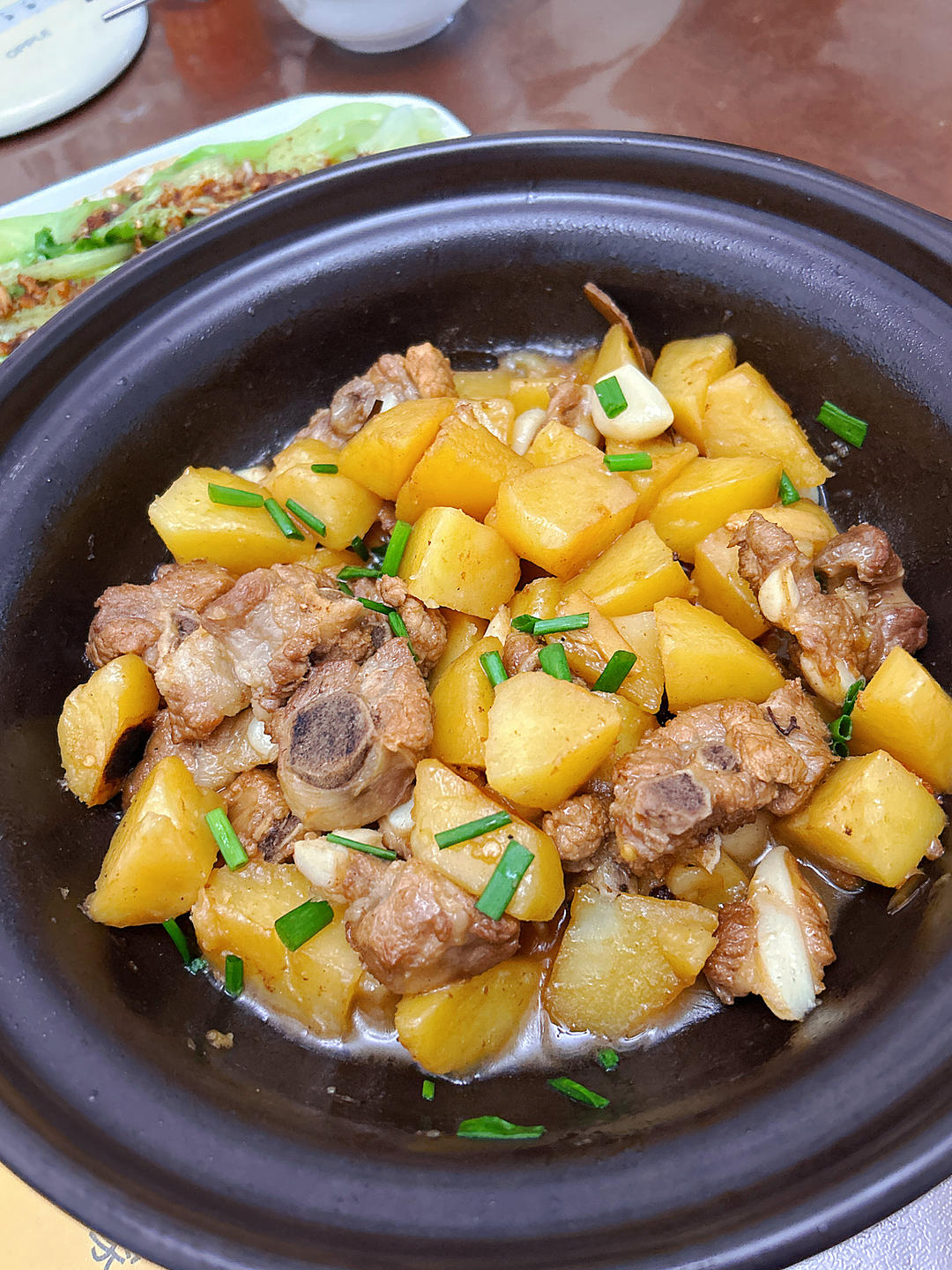 砂锅土豆炖排骨