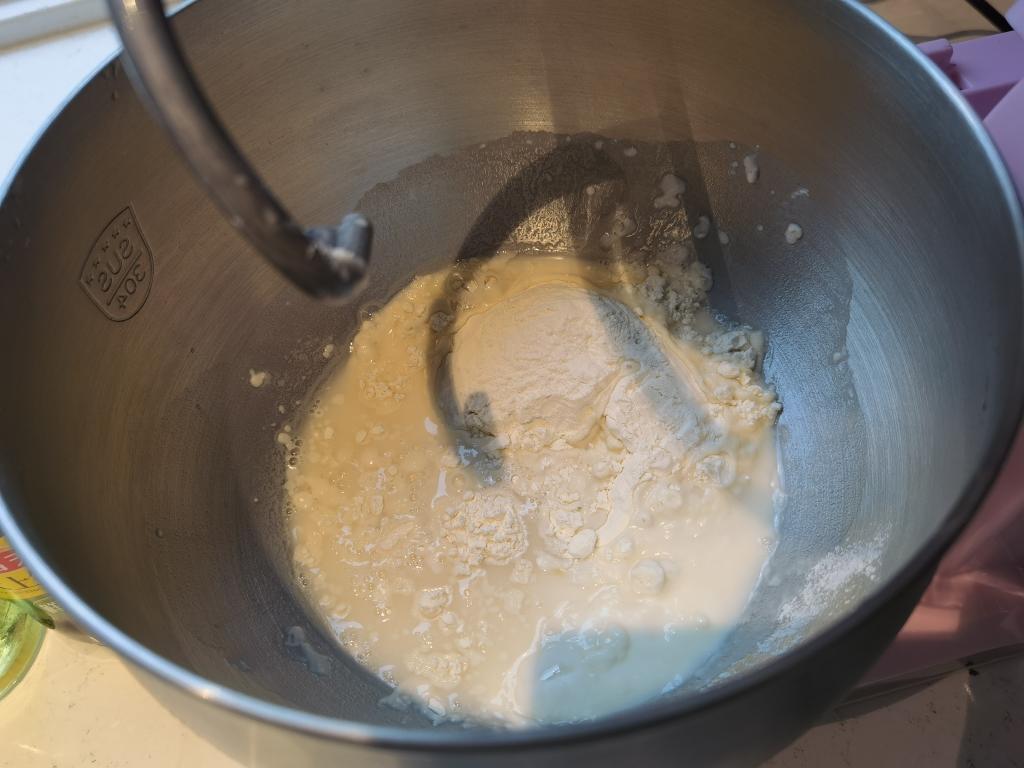 纯奶手撕吐司的做法 步骤1