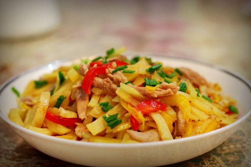 家常土豆肉丝