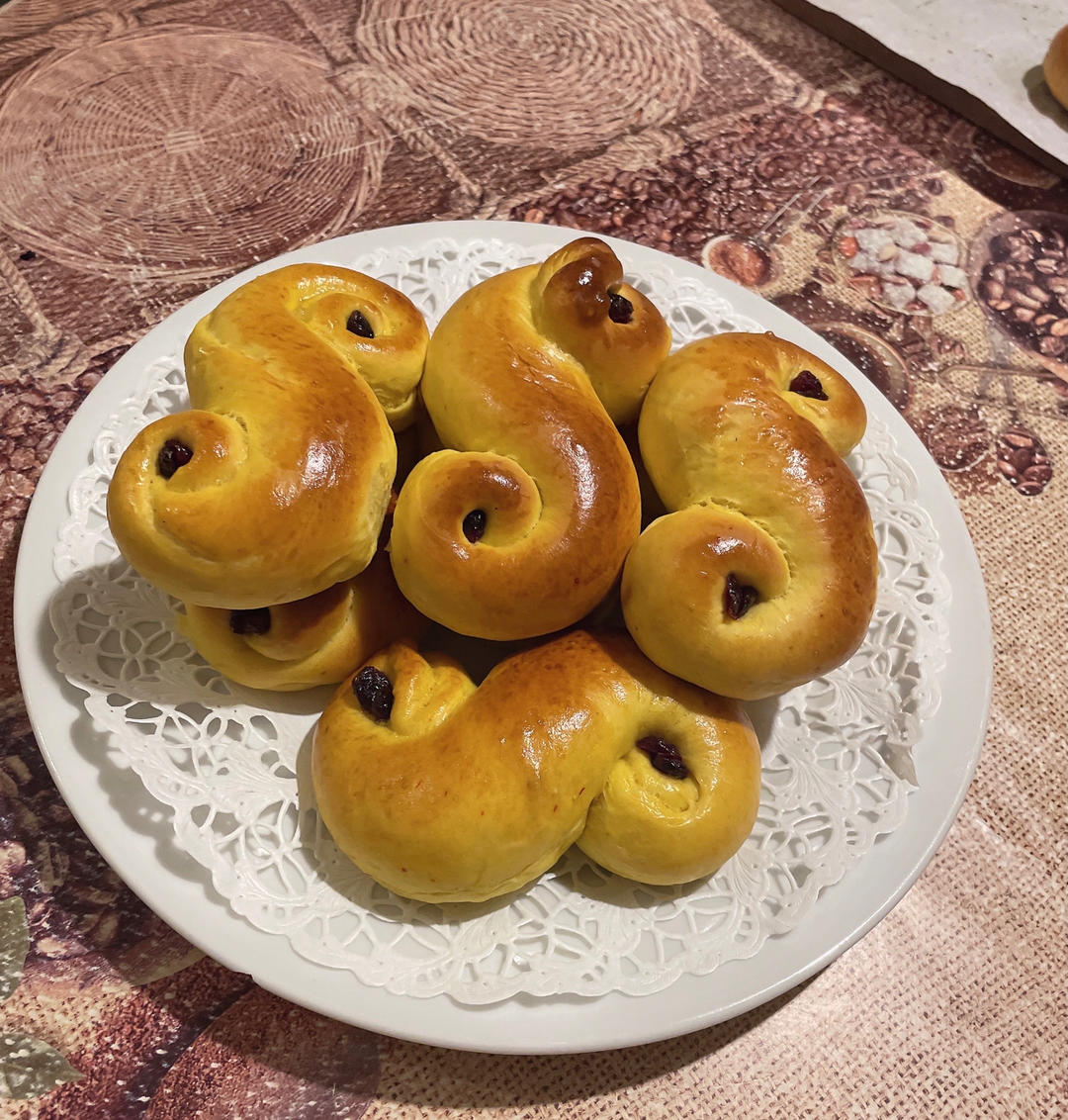 瑞典藏红花面包Lussekatter