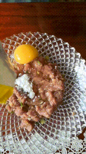 油炸脆脆方便面+肉+鸡蛋全部包起来的做法 步骤3