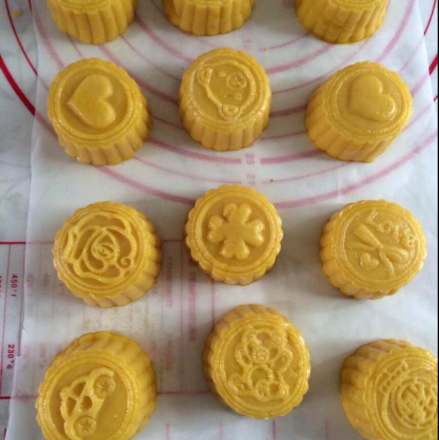 奶黄月饼