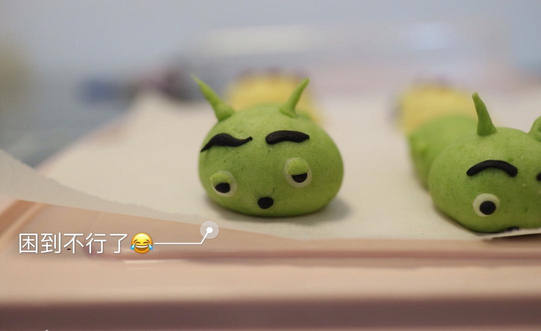 憨厚可爱的派大星红豆沙包子造型馒头