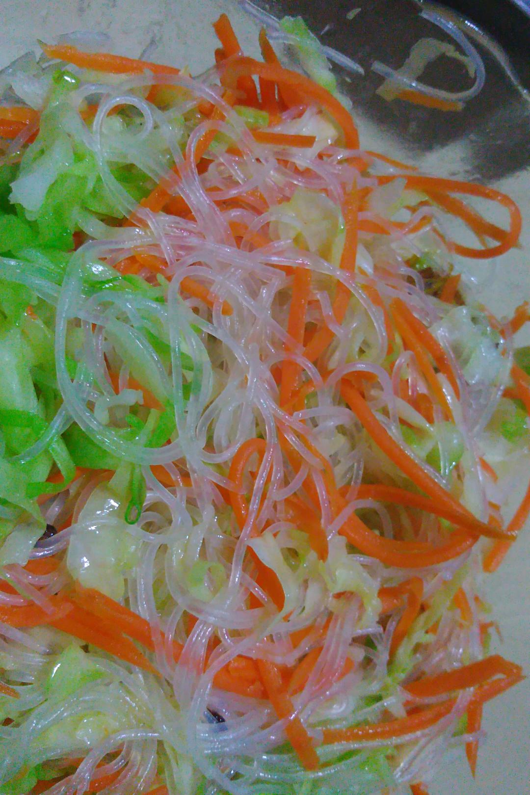 凉拌粉丝洋白菜