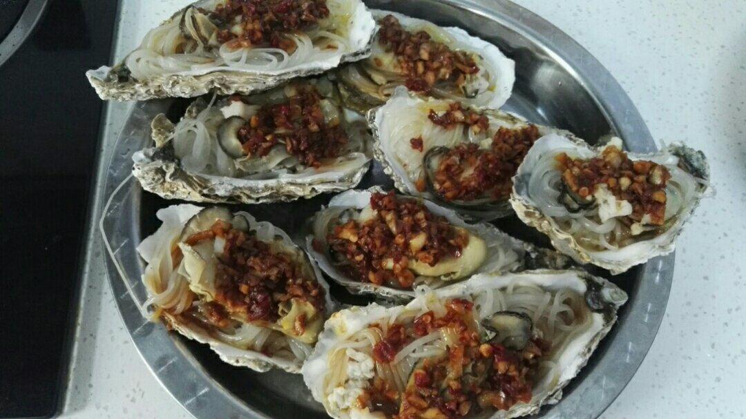 蒜蓉粉丝蒸牡蛎