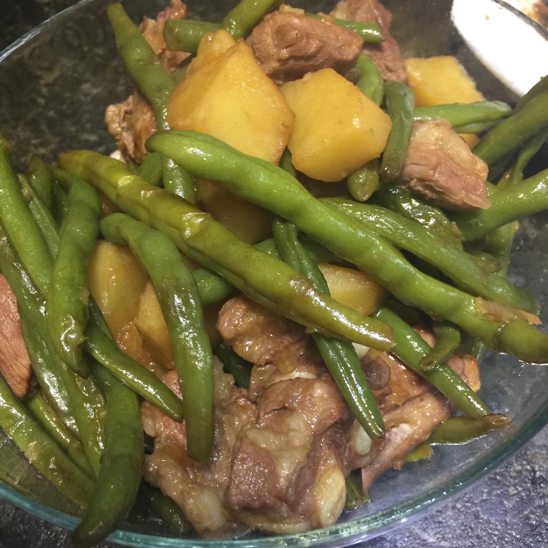 东北排骨炖豆角