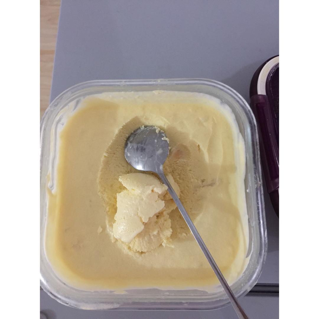榴莲冰激凌