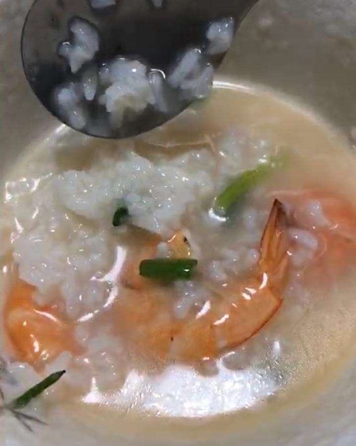 秘制鲜虾粥