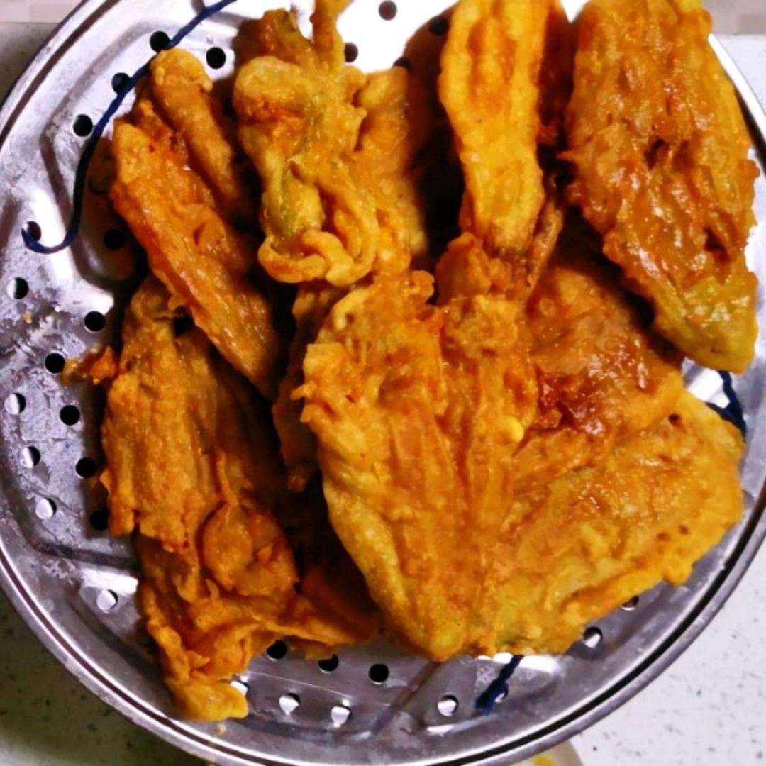 酥炸南瓜花