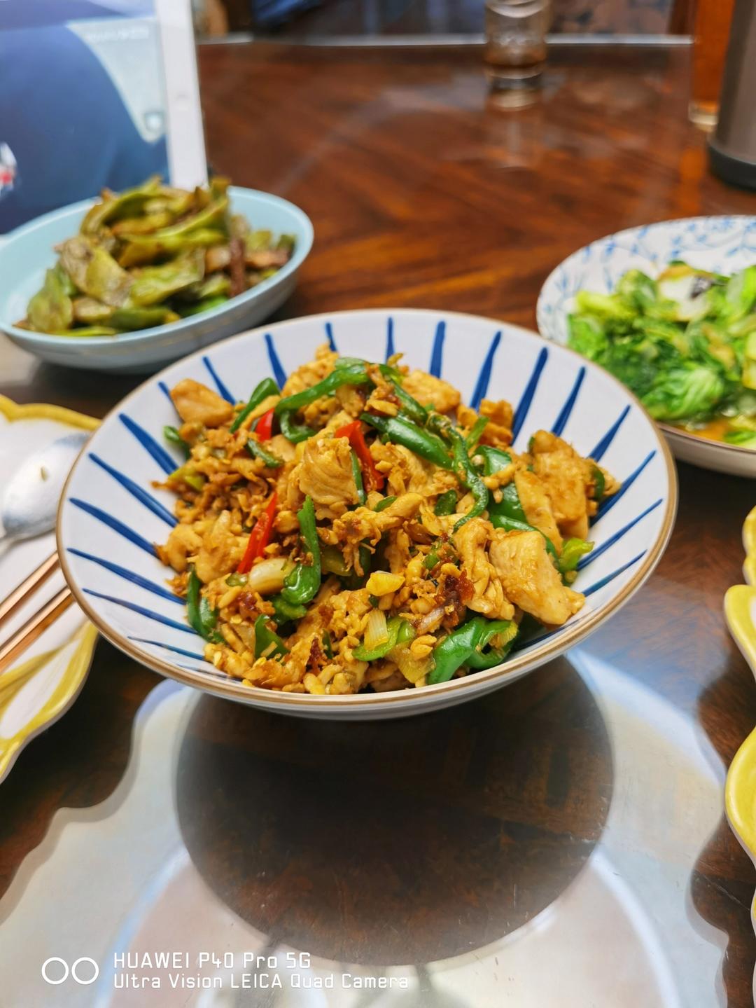 鸡胸肉炒青椒