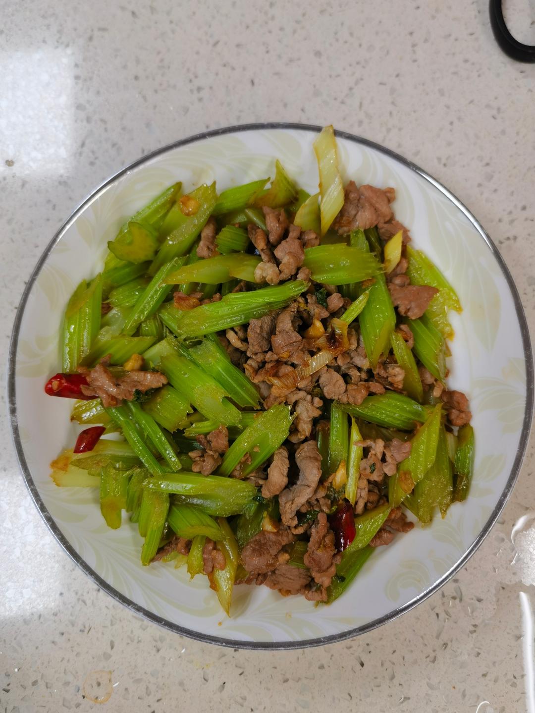下饭菜：肉末芹菜
