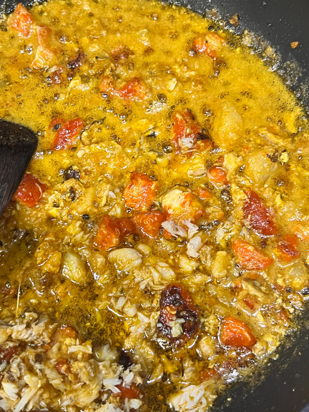 蟹黄面，秒杀一切饭店的自制爆多蟹黄酱！