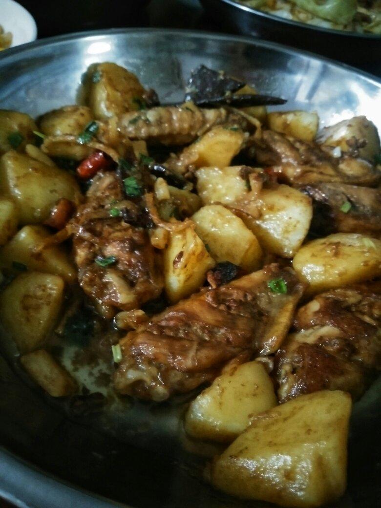 土豆炖鸡翅（快手零失败）
