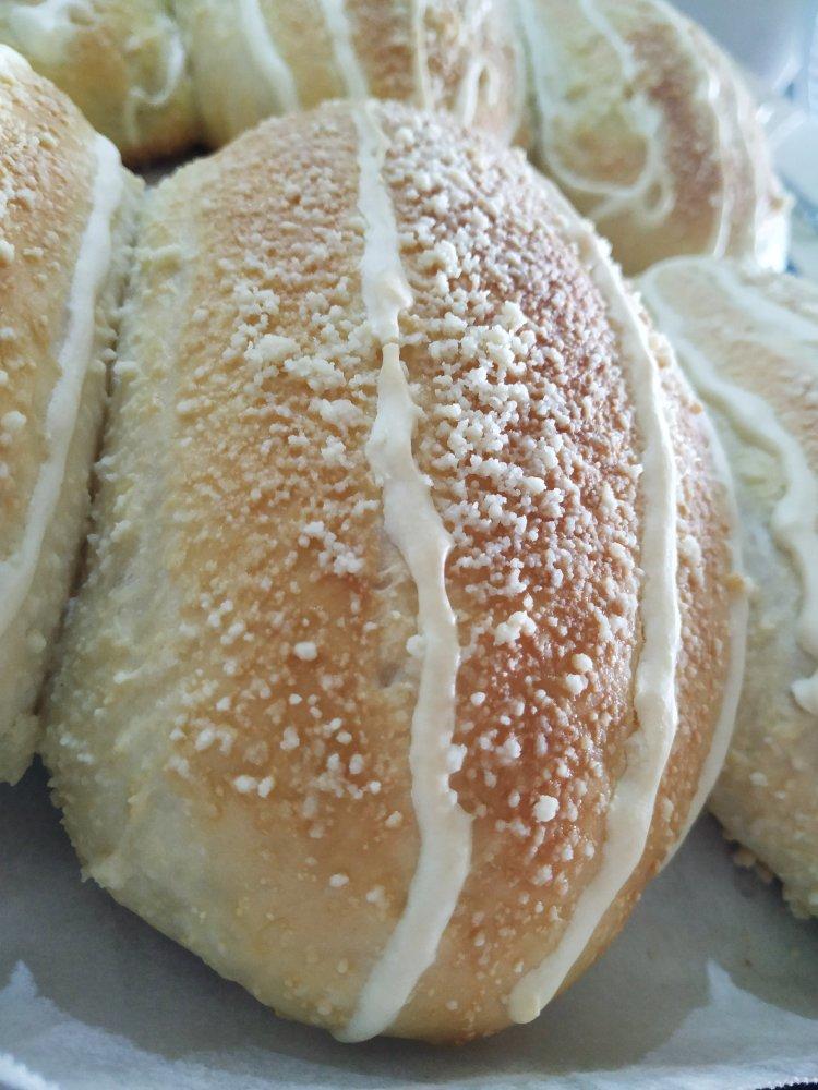 芋泥咸蛋黄软欧包