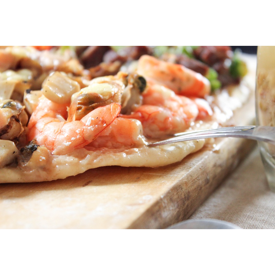 厚底鲜虾培根披萨