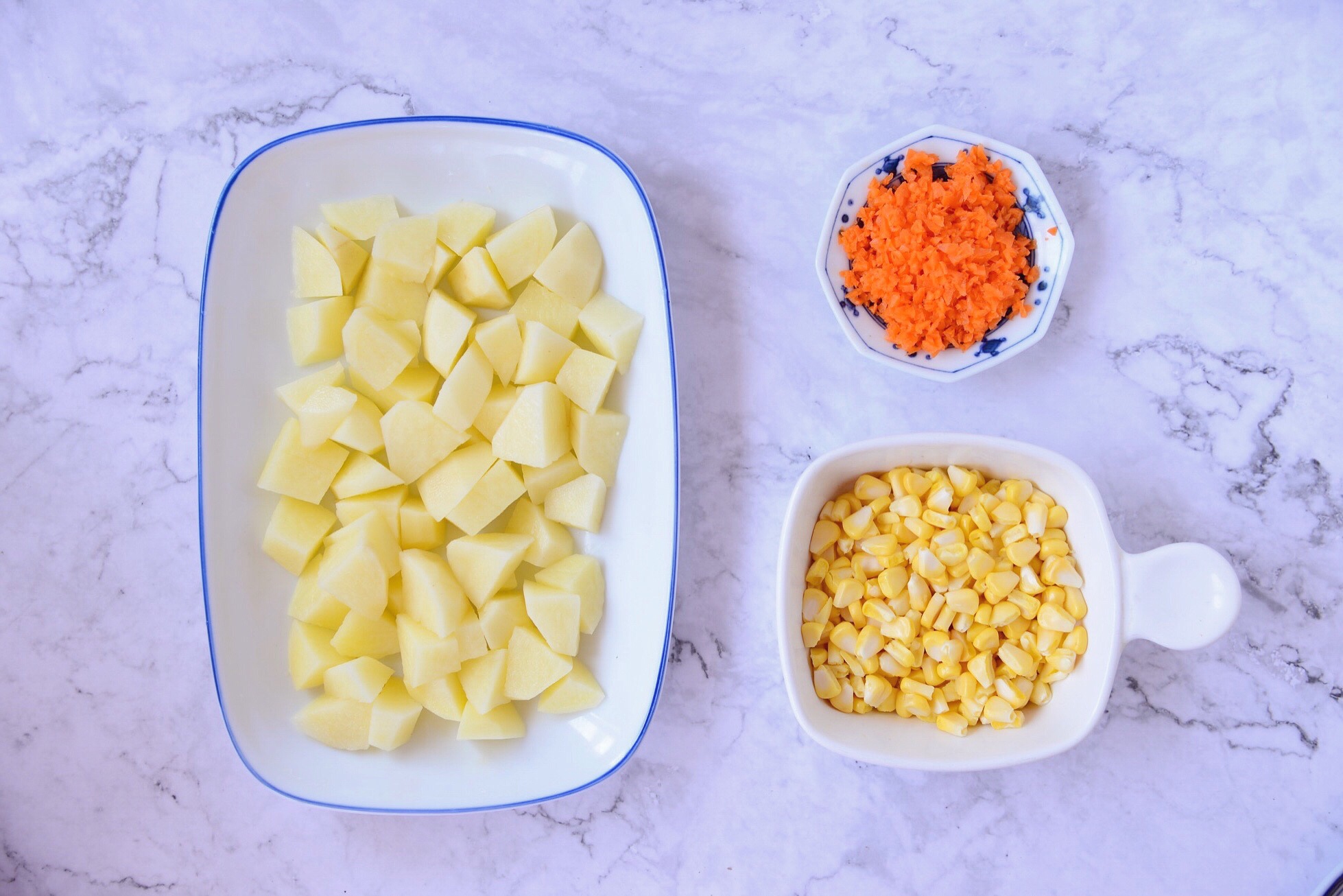鸡茸玉米土豆浓汤的做法 步骤3