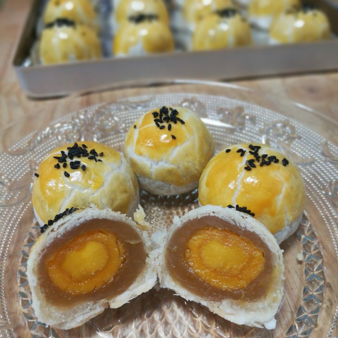 蛋黄酥