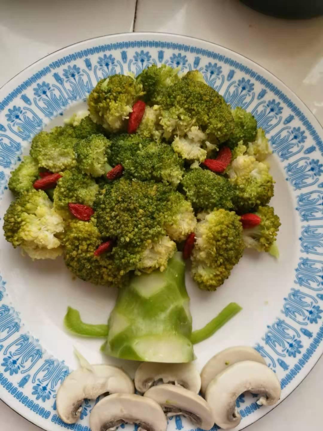 年夜饭：发财树
