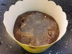 巧克力燕窝熔浆蛋糕的做法 步骤5
