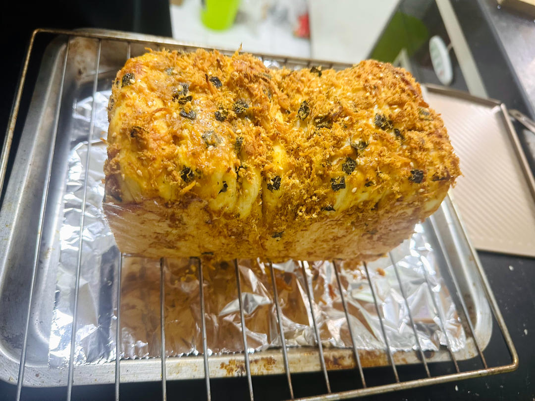 香葱肉松手撕吐司