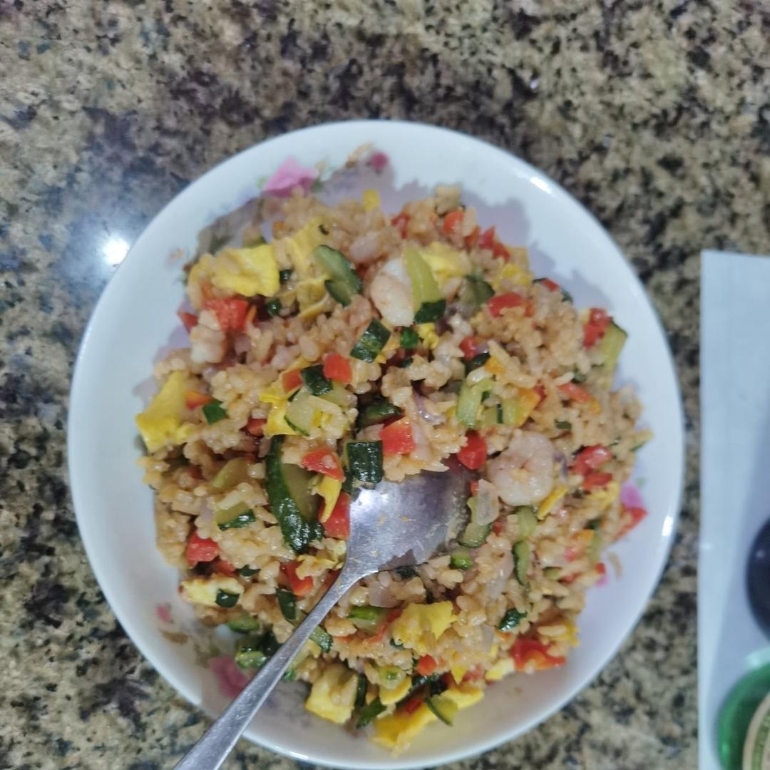 豪华版虾仁炒饭🍤
