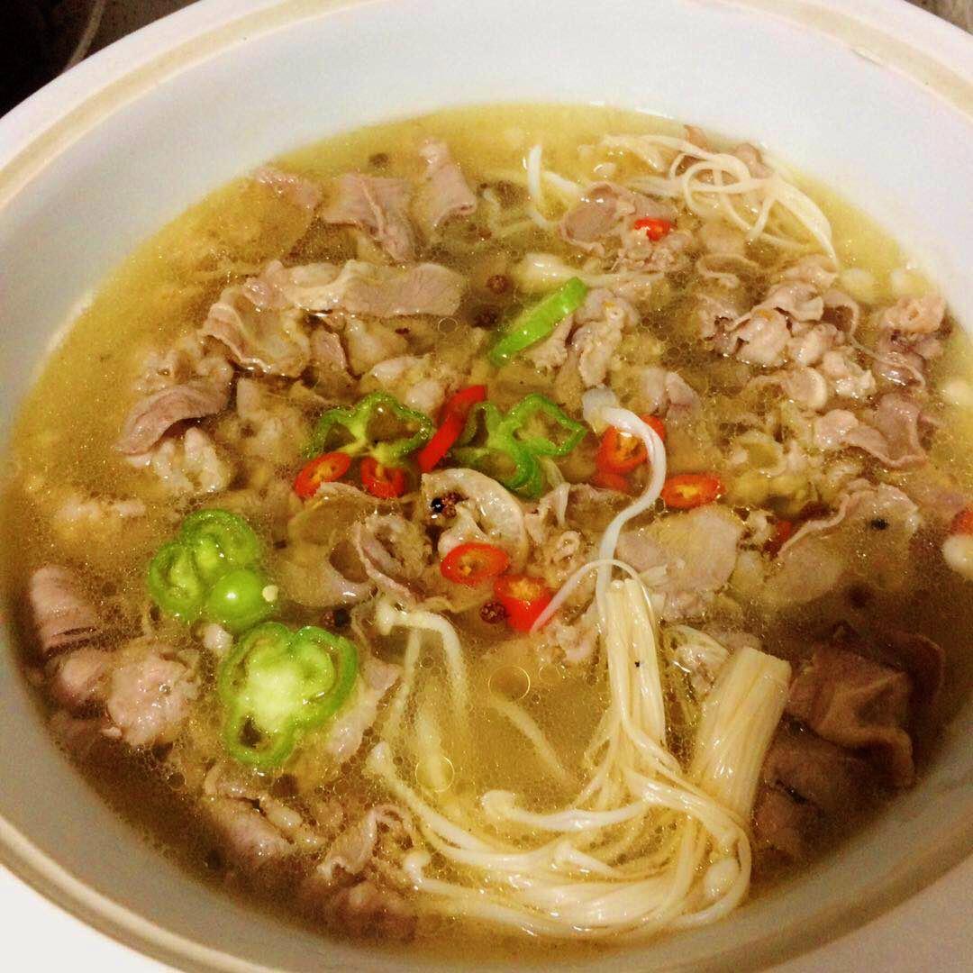 酸汤肥牛