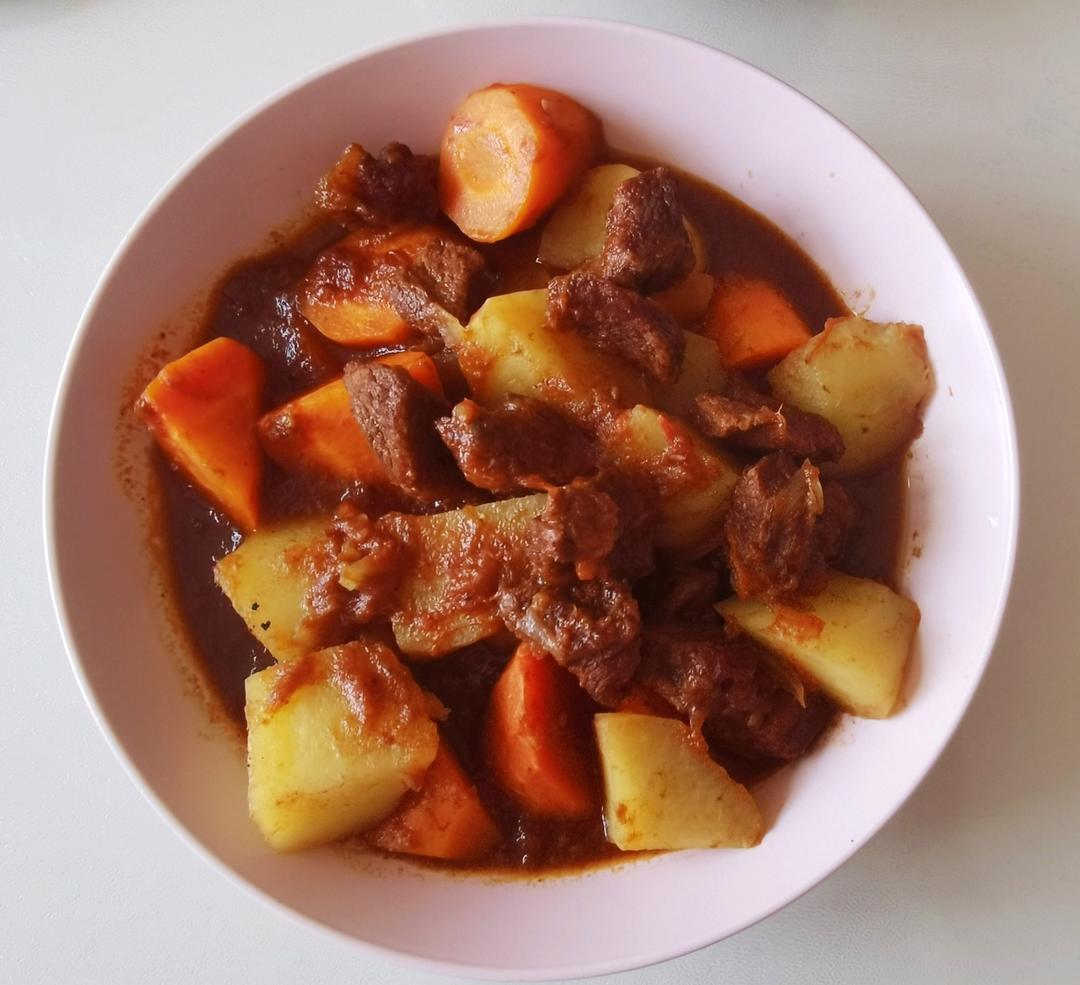 番茄土豆炖牛腩
