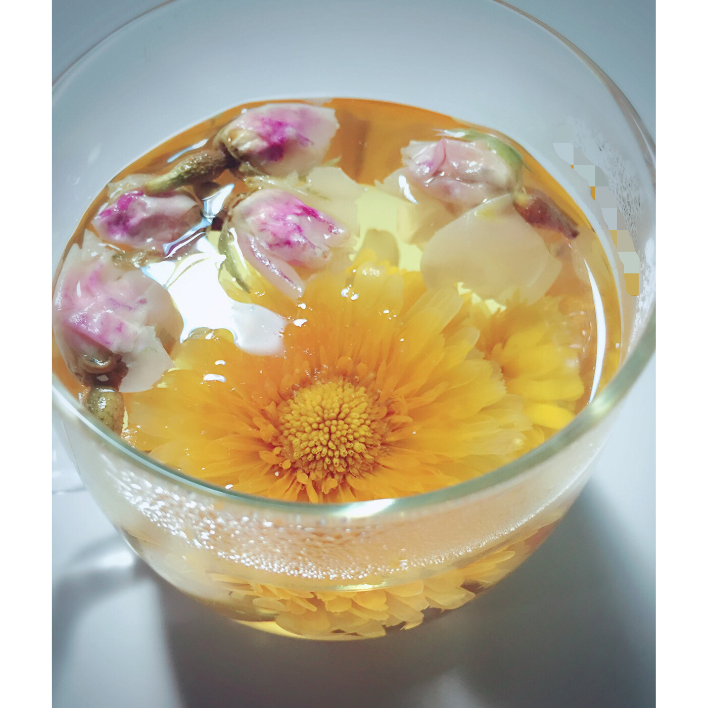 荷叶玫瑰菊花茶