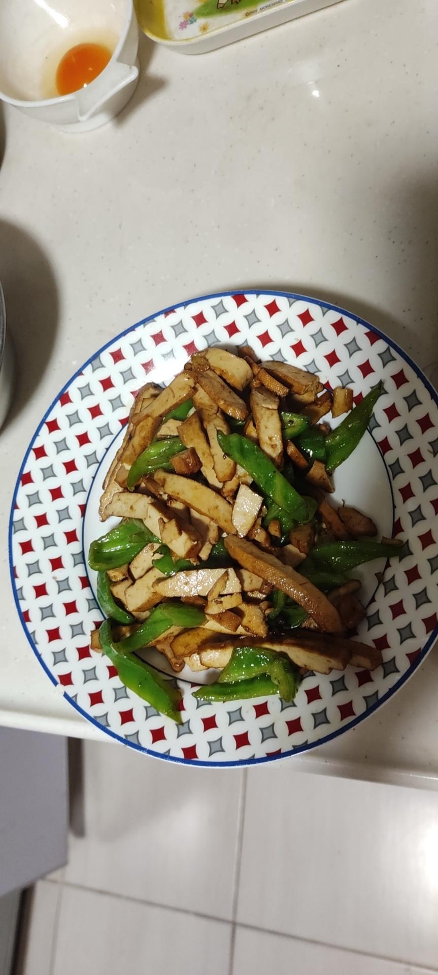 青椒炒豆干