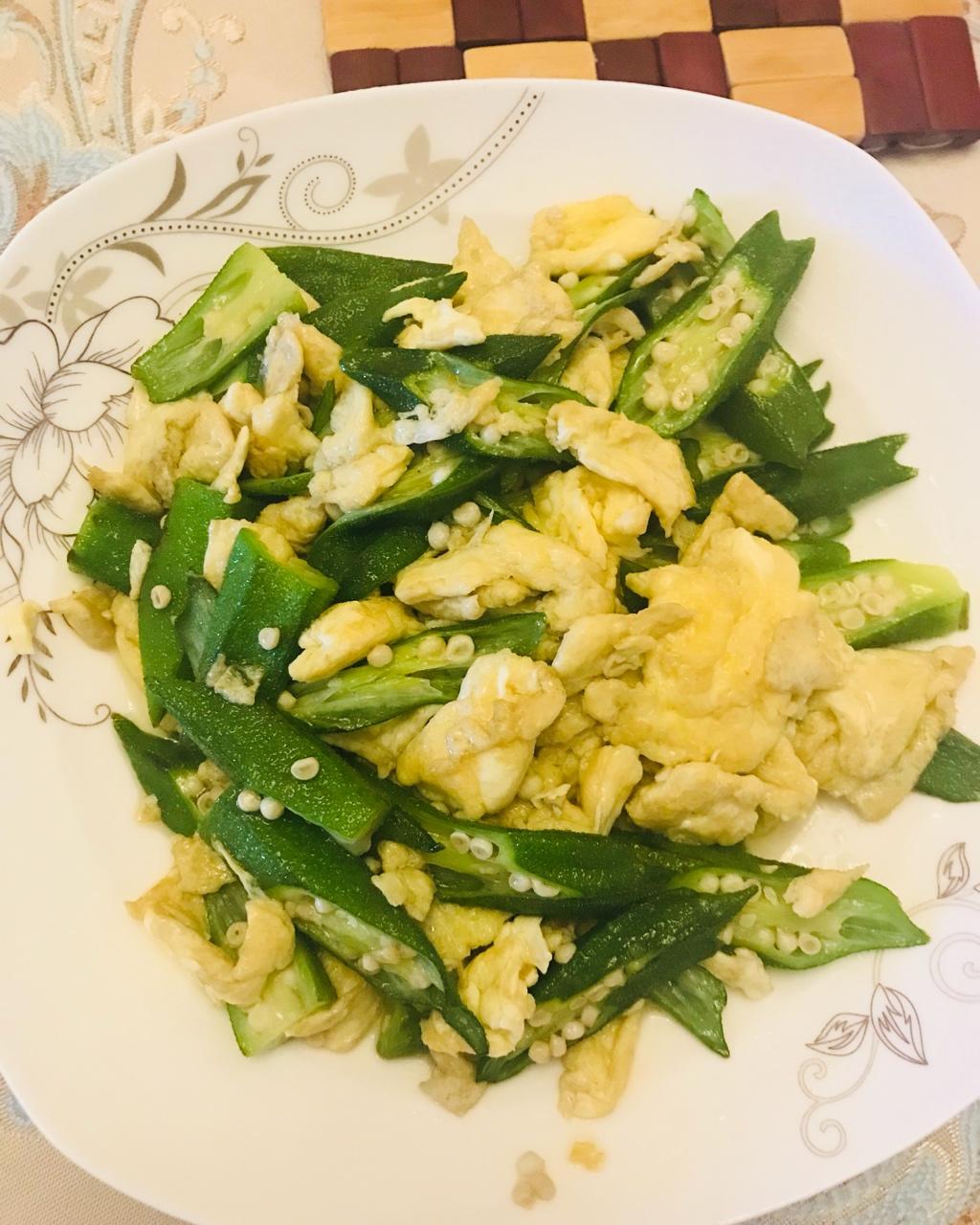 秋葵炒鸡蛋
