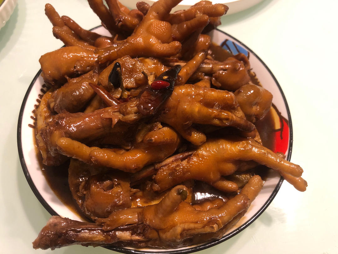 “销魂”卤鸡爪