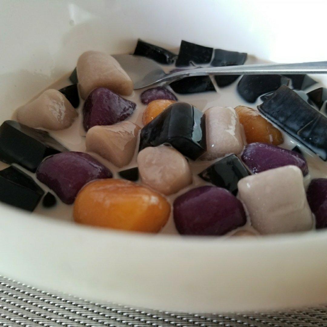 《Tinrry+》Q弹芋圆仙草冻