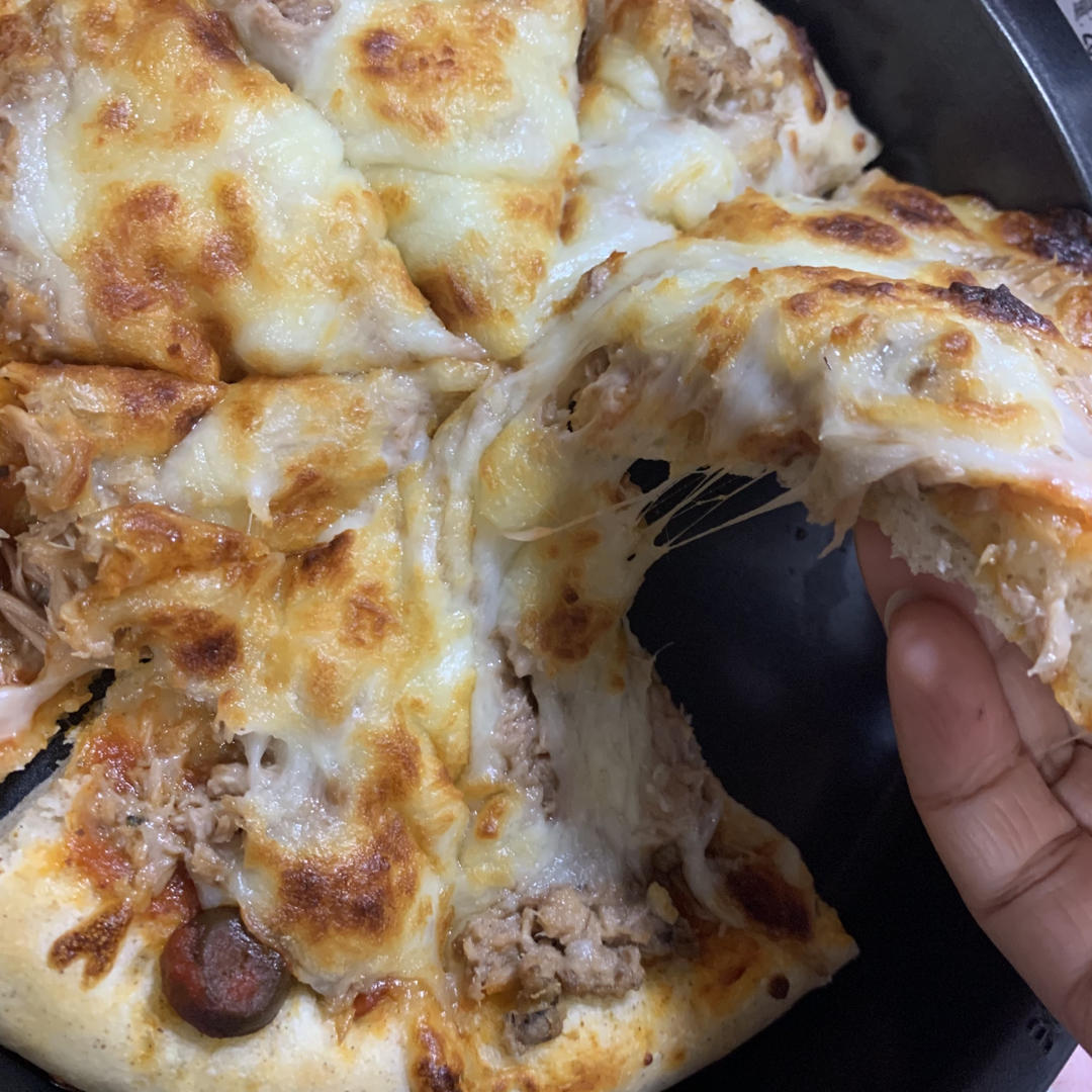 【缪斯老妈的食物灵感】秋葵金枪鱼披萨（附披萨饼底做法）