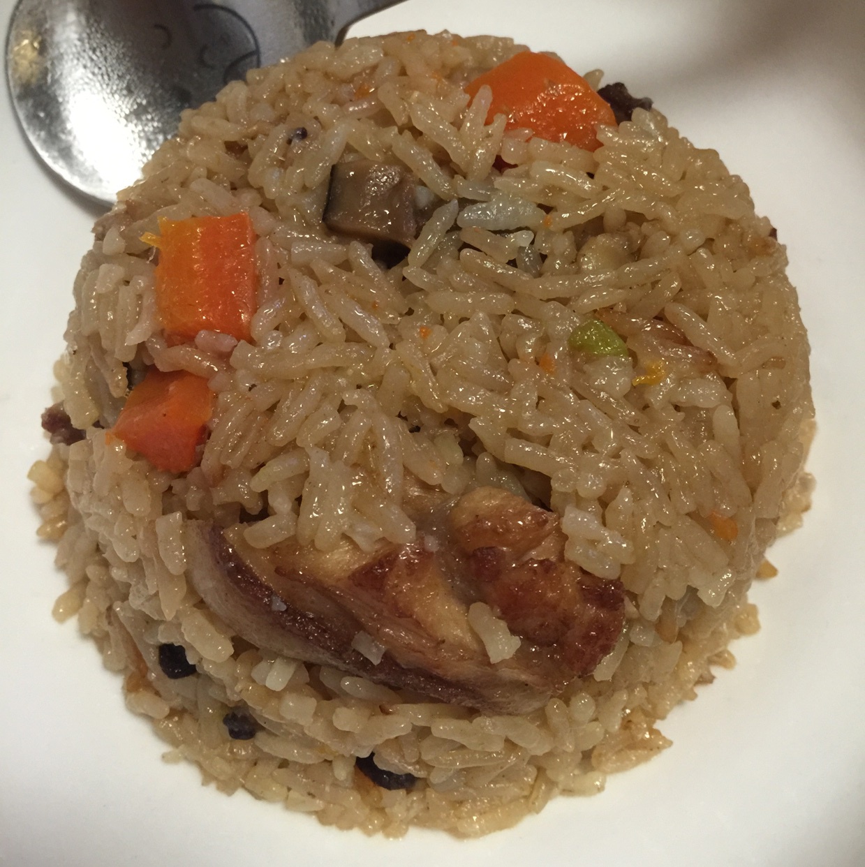 喷香排骨焖饭（爆好吃）
