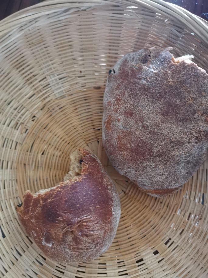 全麦蔓越莓软式欧包（免揉）