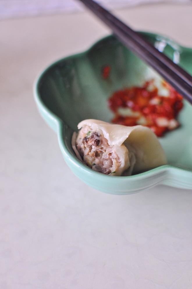 大白菜冬菇马蹄猪肉饺的做法