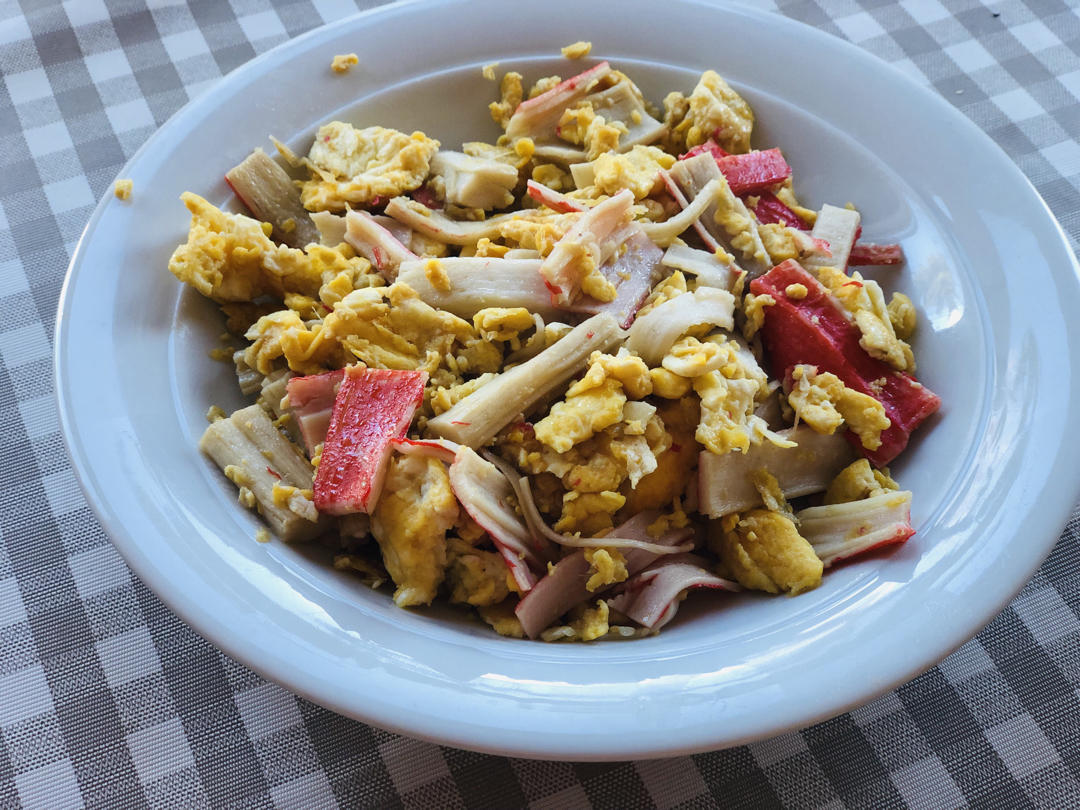 上海人家的蟹粉蛋（哦，北方也叫赛螃蟹～～）