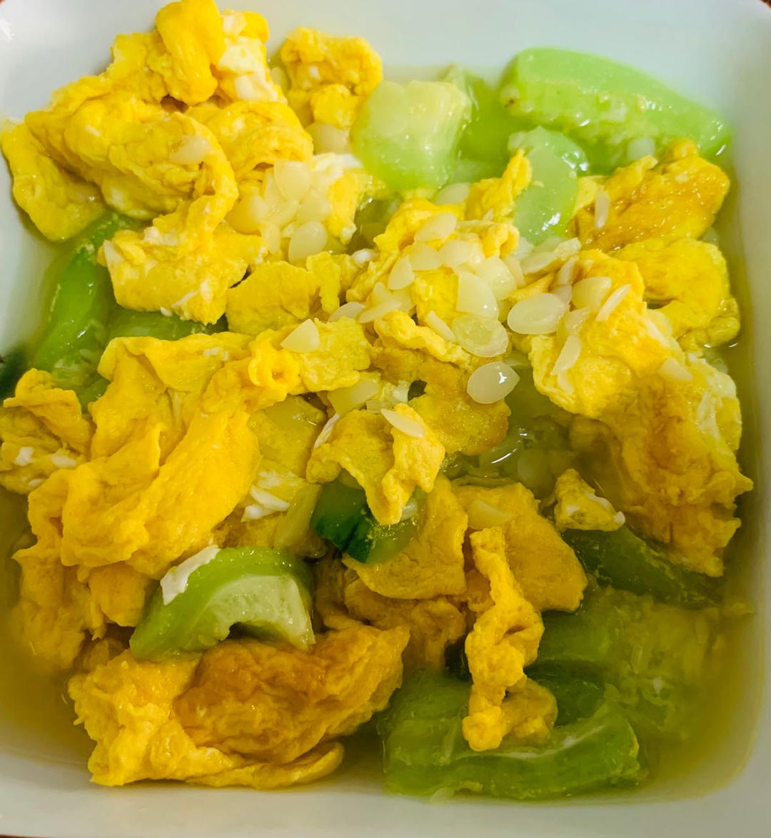 简单快手，五分钟搞定的丝瓜炒蛋