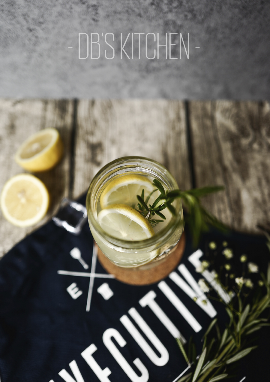 迷迭香黑胡椒柠檬特饮Rosemary Peppercorn Lemonade