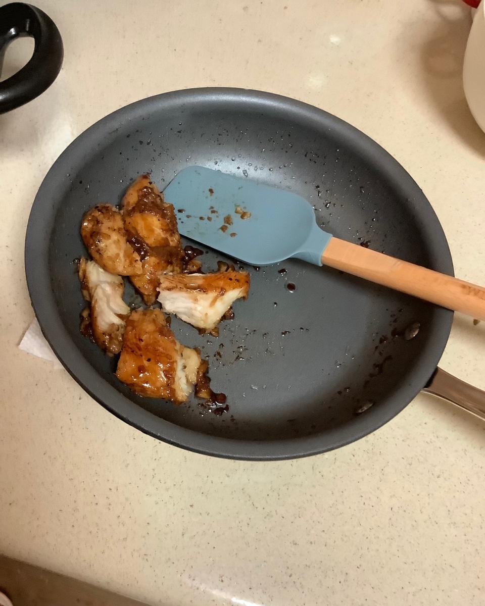 酷炫屌炸天好吃的煎鸡胸肉（香蒜蜂蜜煎鸡胸肉）