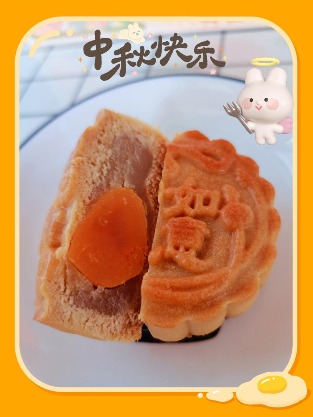 广式月饼—蛋黄莲蓉月饼